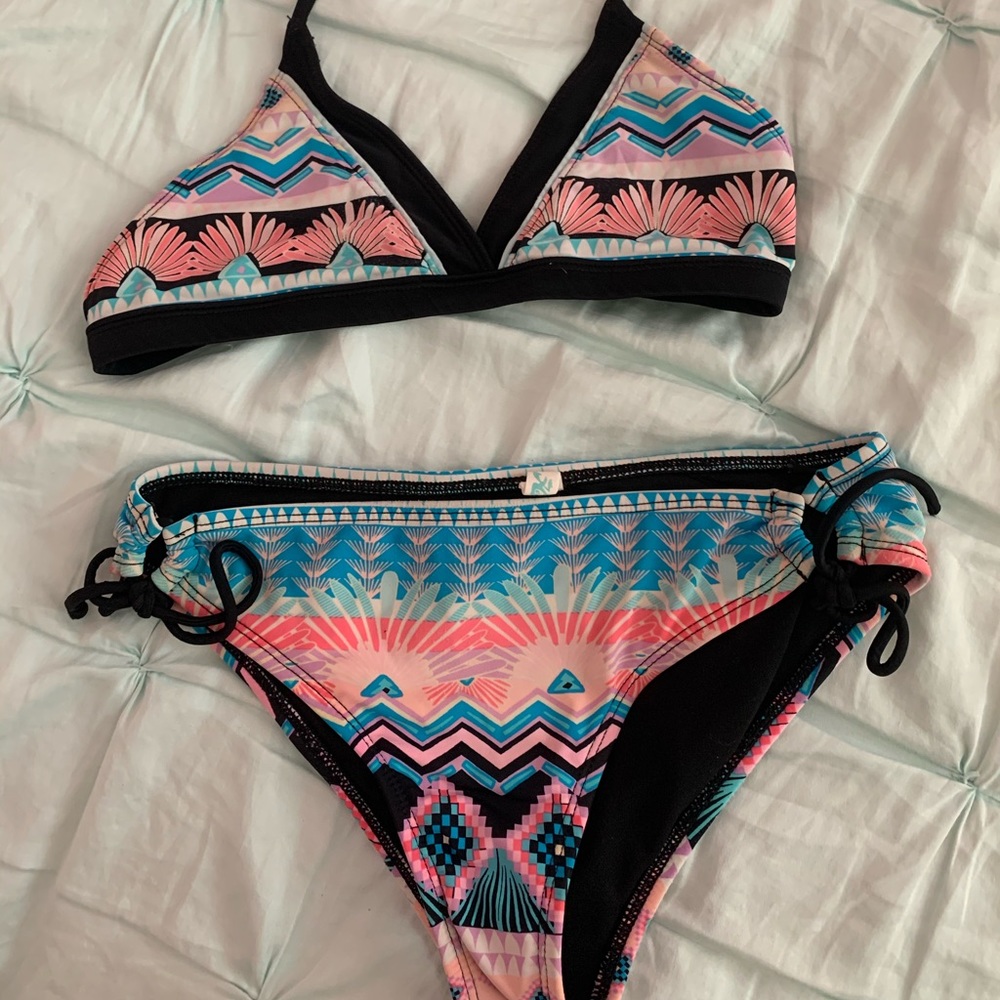 HOBIE SURF SHOP GIRLS BATHING SUIT SIZE 14